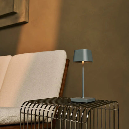 Kombi-Set Profi | 8 x Sarphati Mini Mouse Grey wiederaufladbare Tischlampe mit Ladestation