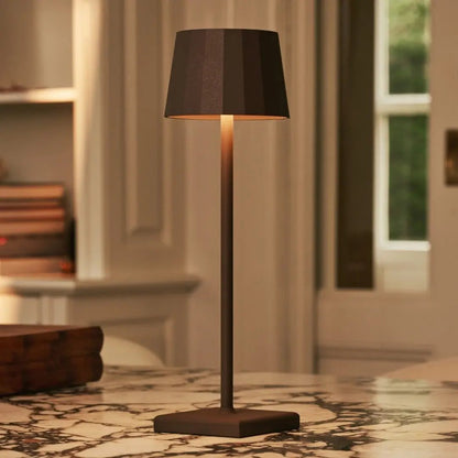 Kombi-Set Profi | 4 x wiederaufladbare Tischlampen mit Ladestation