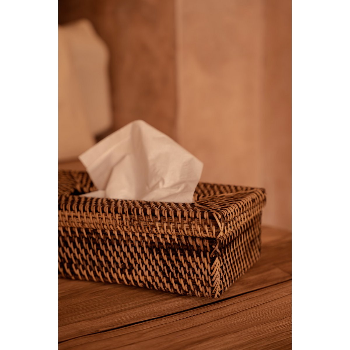 Bazar Bizar Taschentuchbox aus Rattan – Naturbraun
