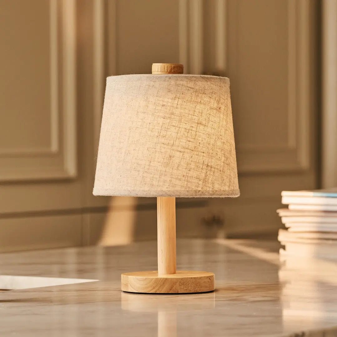 Rover Hellbraune wiederaufladbare Holzlampe