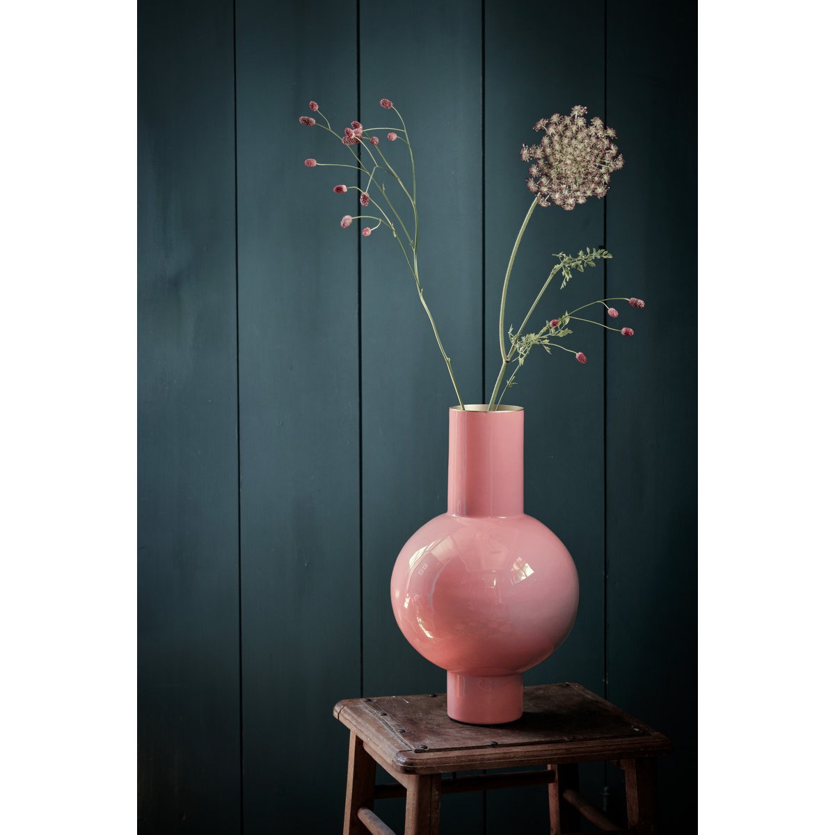 Vase Metal Medium Pink