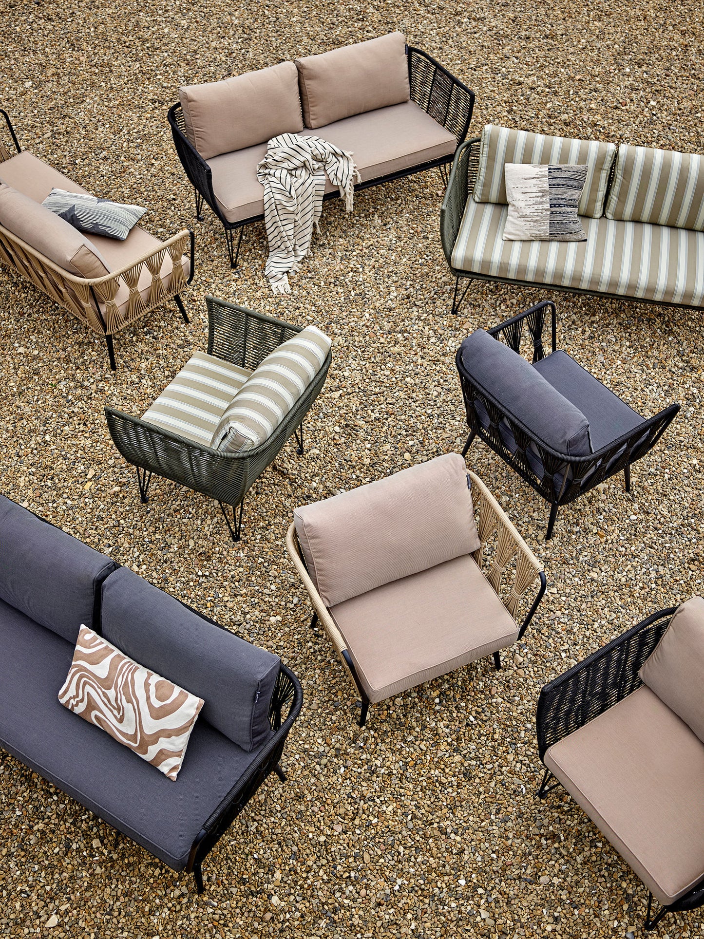 Bloomingville Pavone Couchtisch, Schwarz, Fibercement