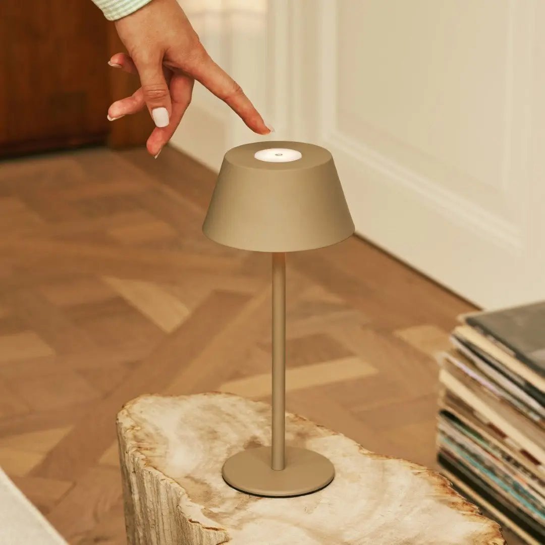 Milou Koala Brown Tischleuchte ohne Kabel | Modern, Design und 3 Lichtmodi