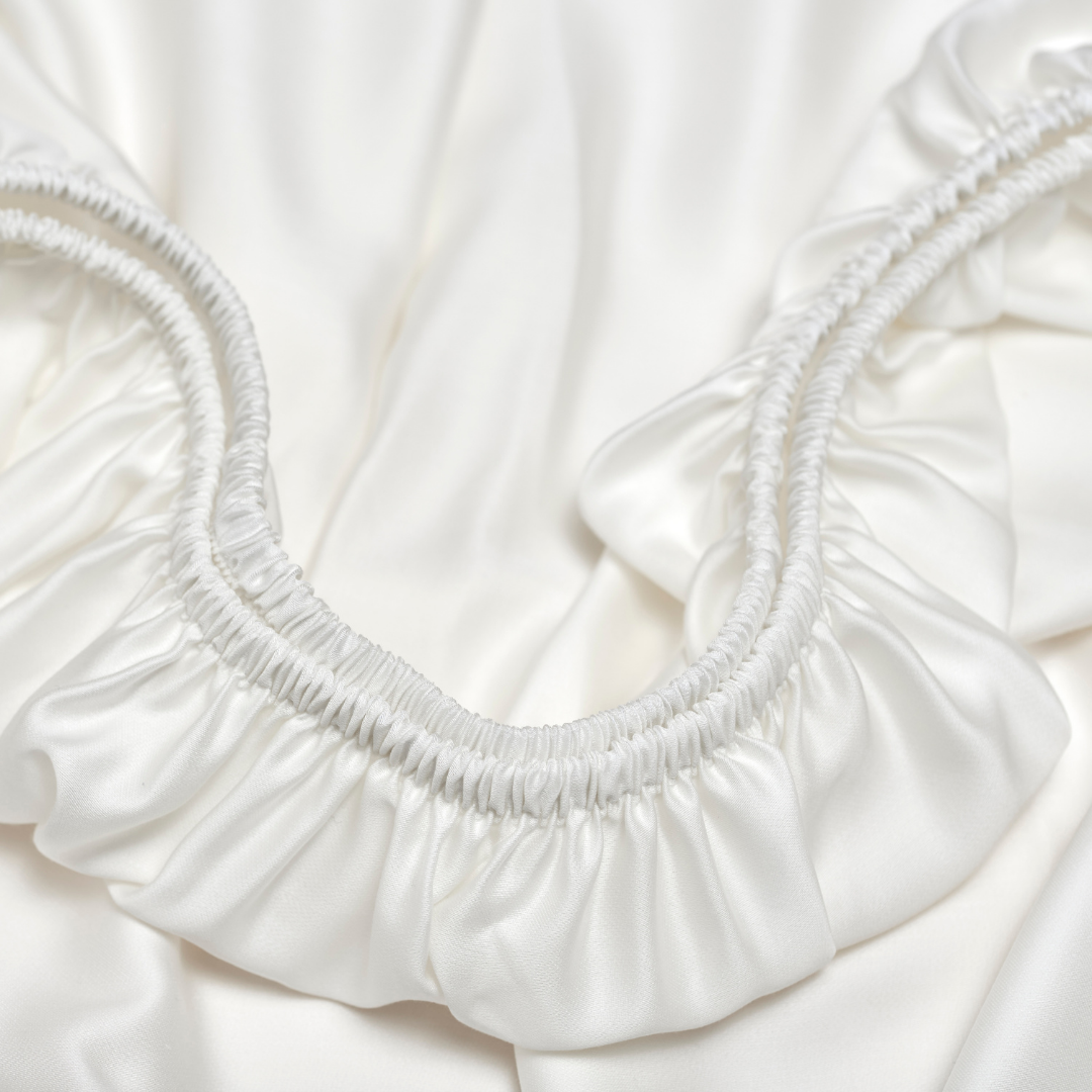 TENCEL™ – Satin-Spannbettlaken in gebrochenem Weiß