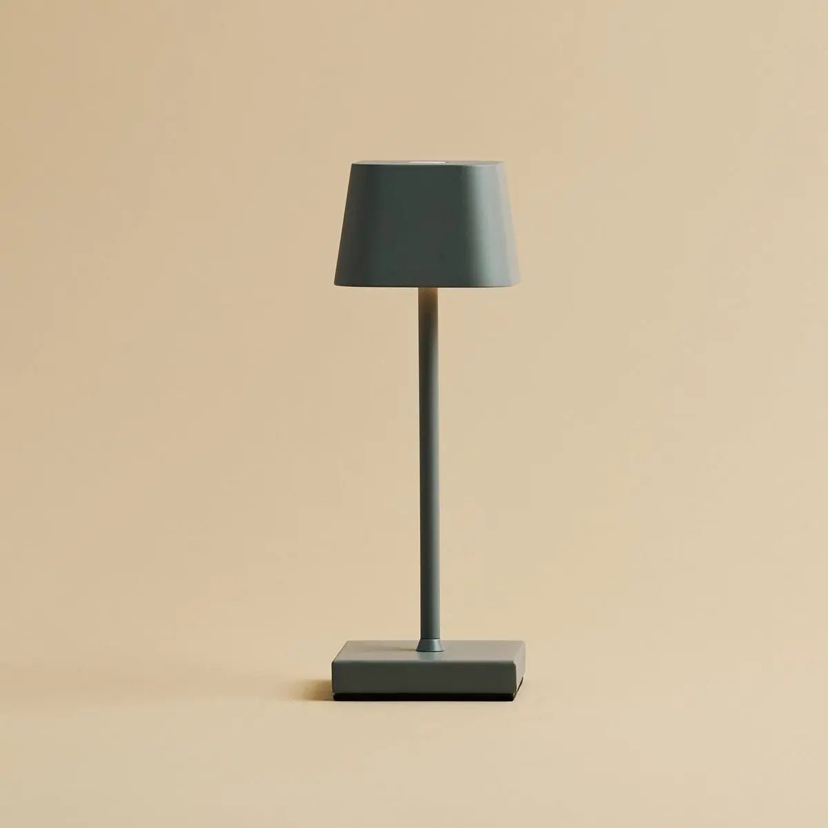 Kombi-Set Profi | 8 x Sarphati Mini Mouse Grey wiederaufladbare Tischlampe mit Ladestation
