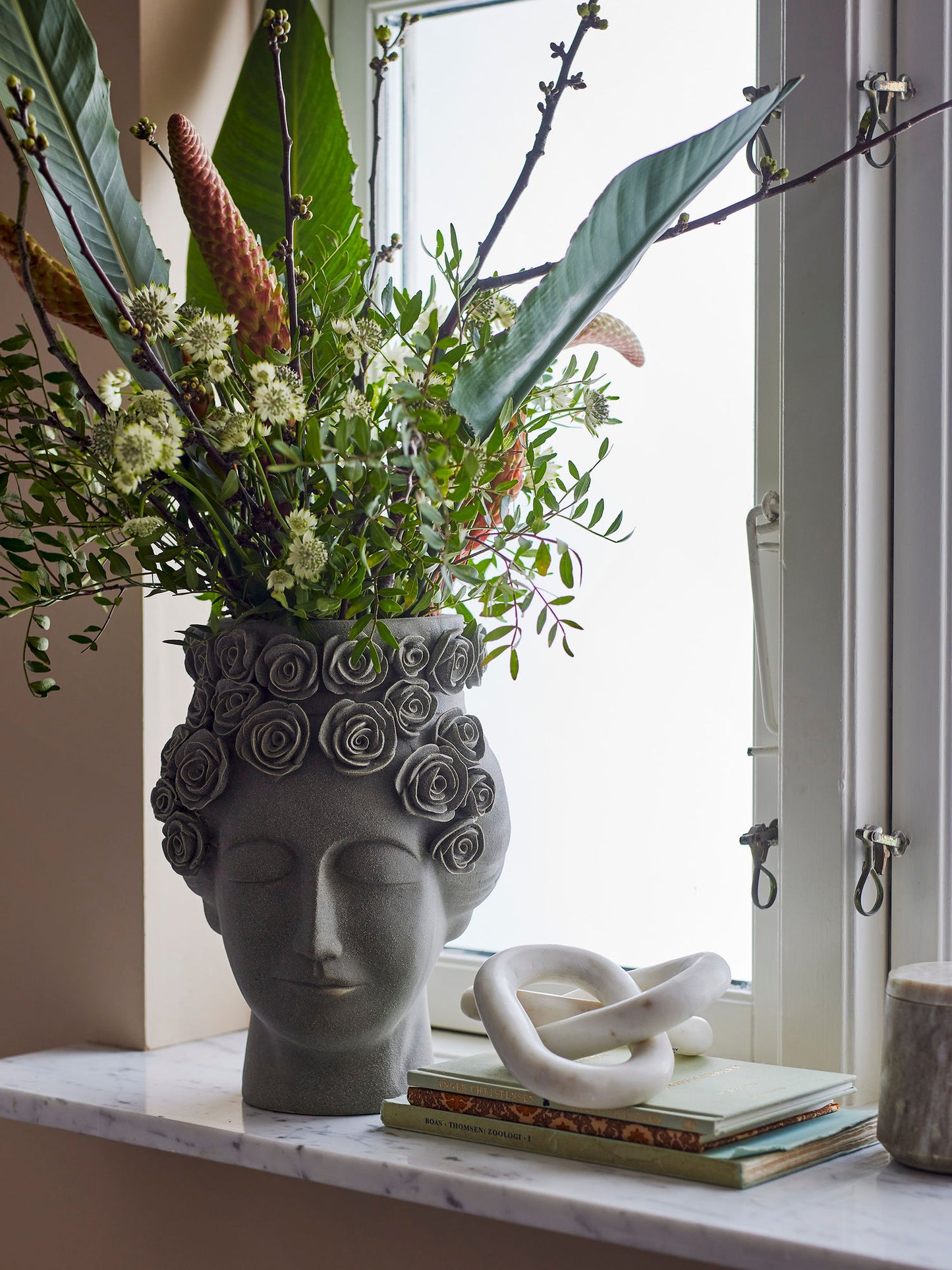 Bloomingville Akira Vase, Grau, Steingut