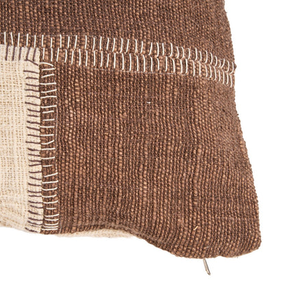 Der Kakao-Patchwork-Kissenbezug – Naturbraun