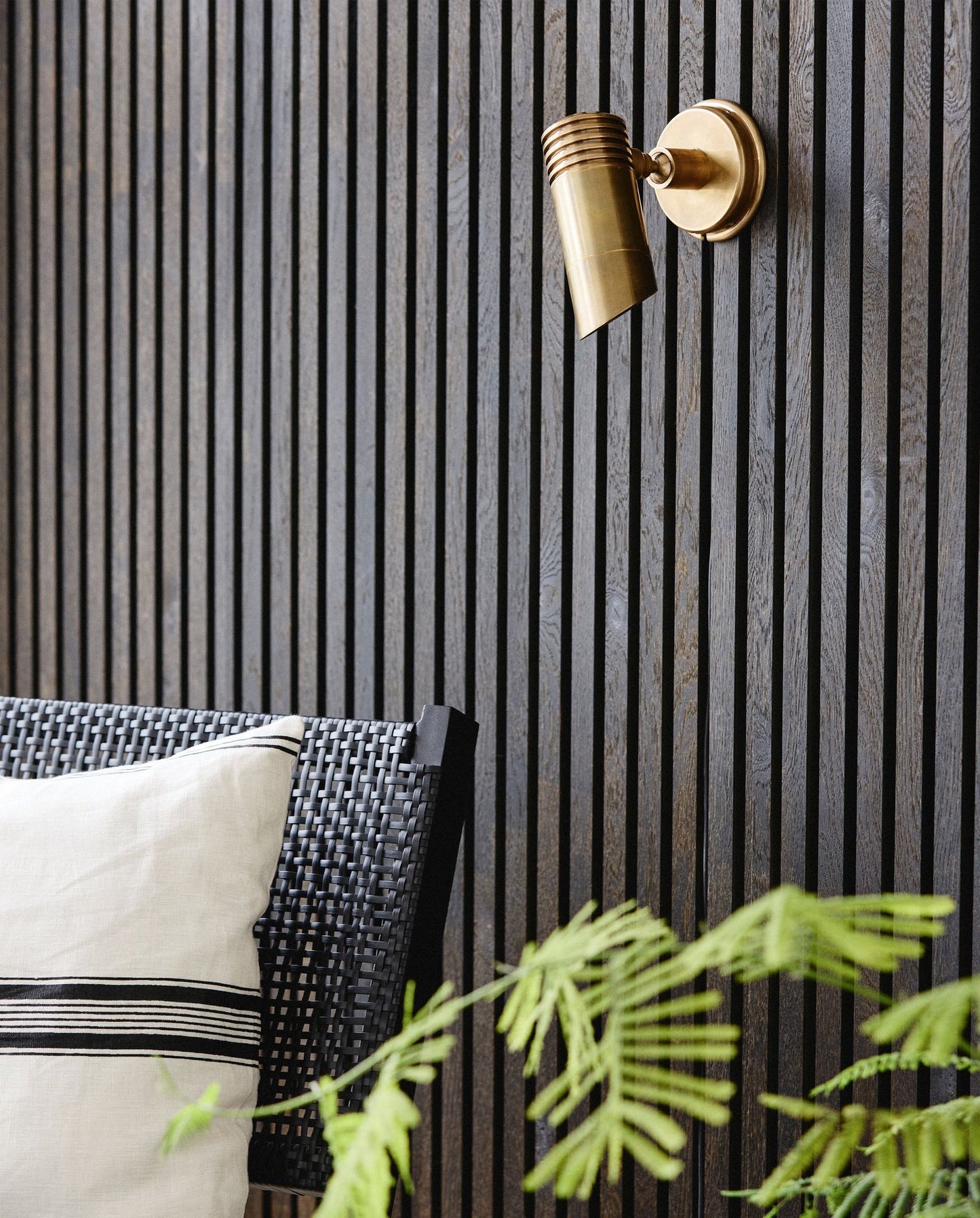 Nordal BRAGI Wandlampe, outdoor - brass