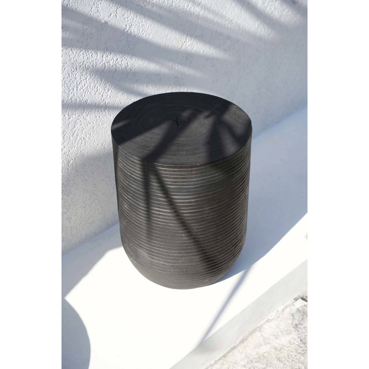 Buntuk Hocker – Schwarz