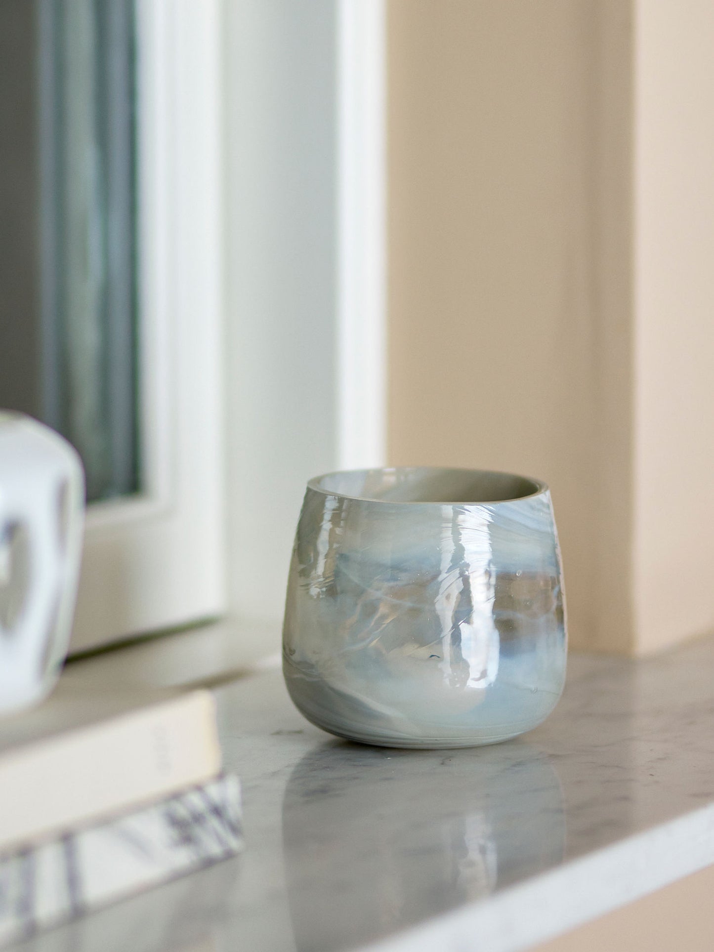 Bloomingville Imran Teelichthalter, Grau, Recyceltes Glas