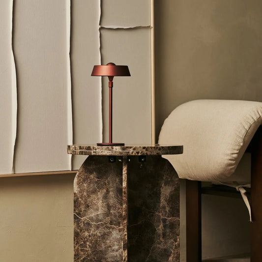 Luca Bronze USB wiederaufladbare Lampe | Minimalistisch, verspielt und dimmbar