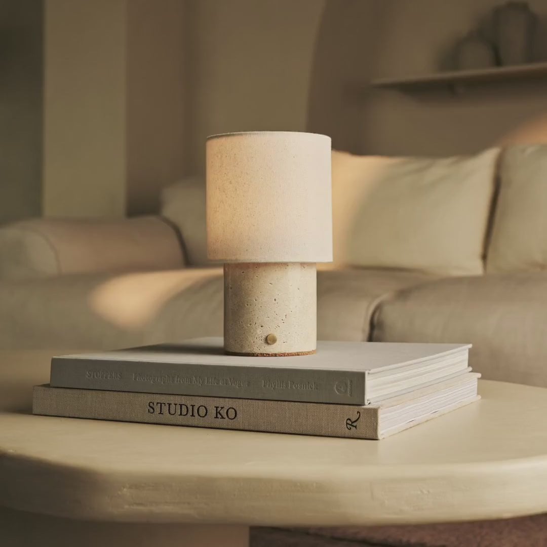 Maris Green – Marble wiederaufladbare Tischlampe | dimmbar