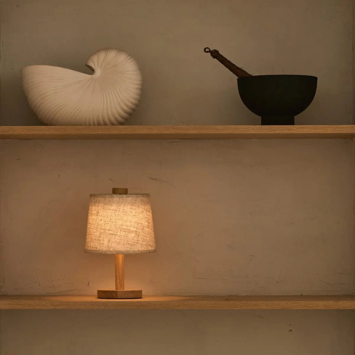 Rover Hellbraune wiederaufladbare Holzlampe