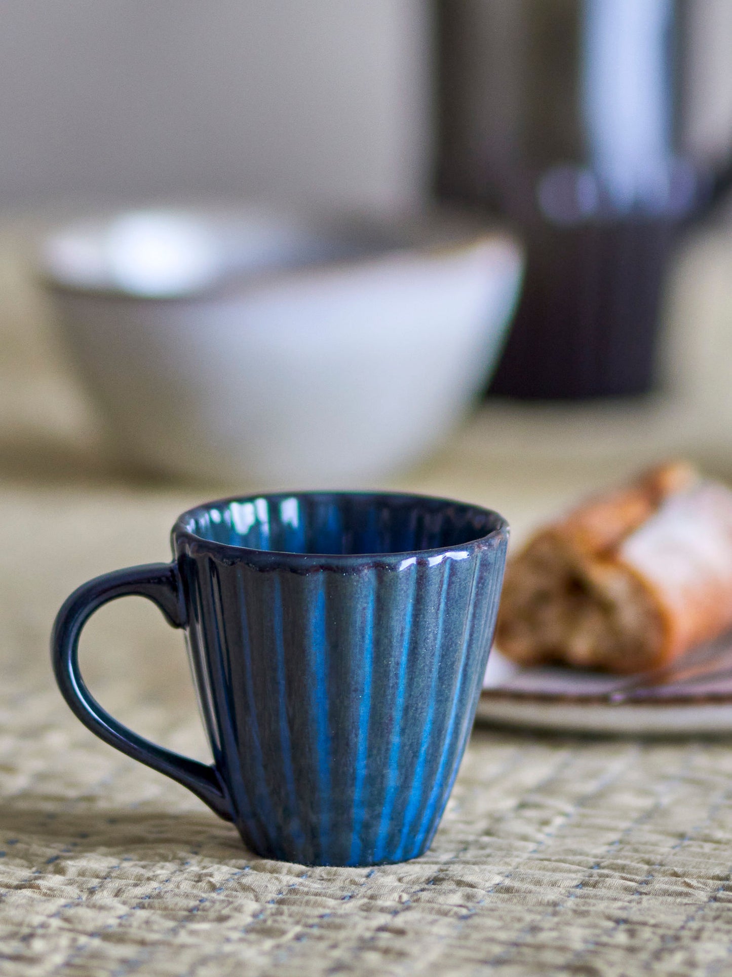 Bloomingville Latina Tasse, Blau, Steingut