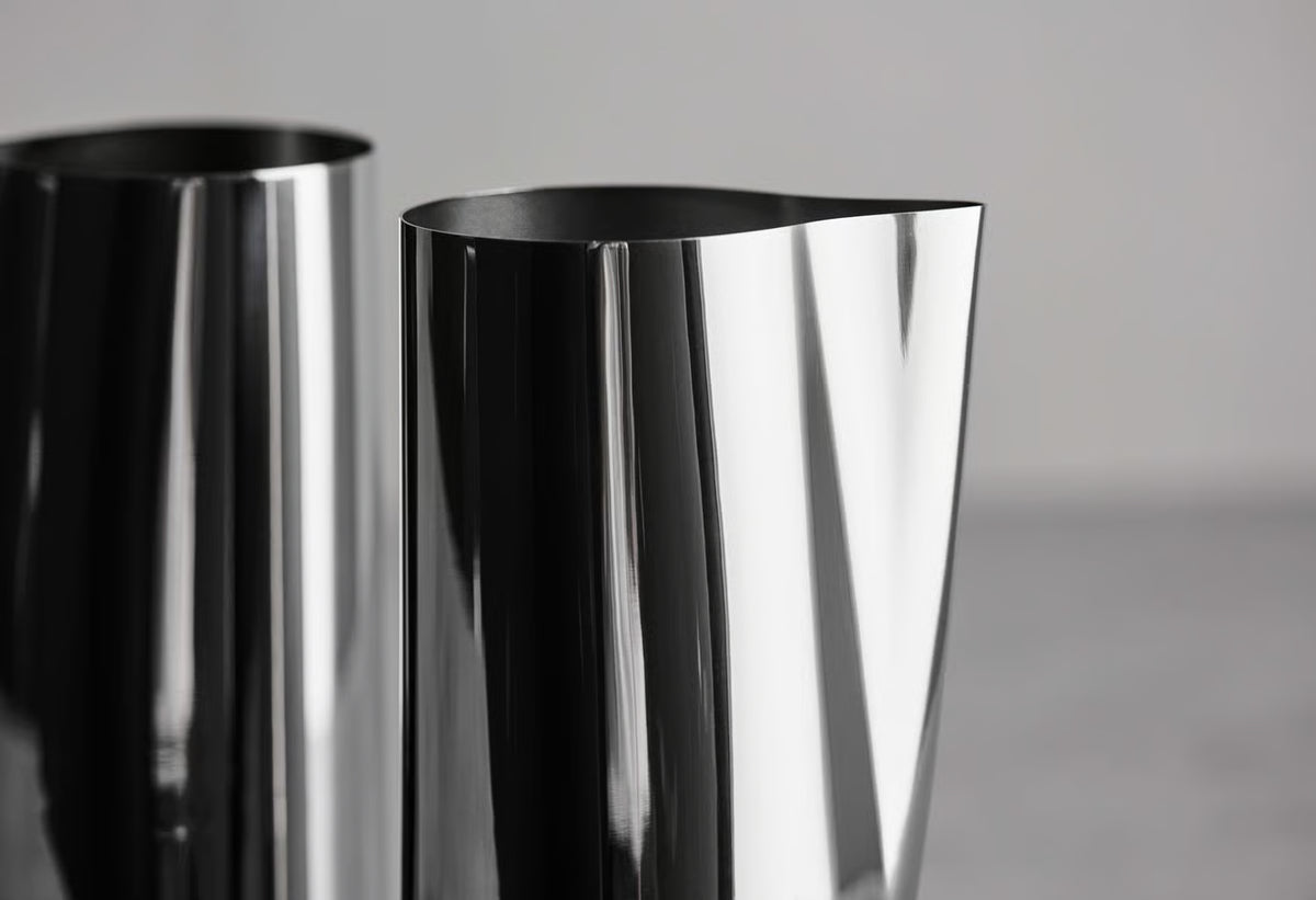 BOLIA Rheolog Karaffe Edelstahl 1 Liter, Designed by jüngerkühn